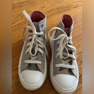 Converse high top stacked hill, girls sneakers, size one